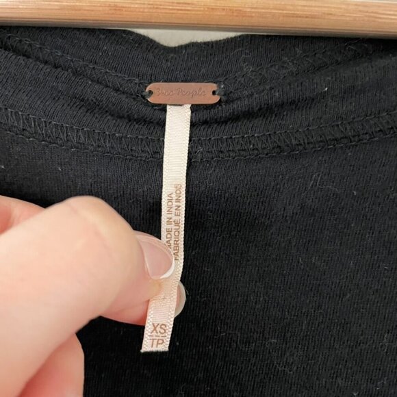 Free People Penny Black Embroidered Sleeve Peplum Top Size XS - Picture 3 of 6